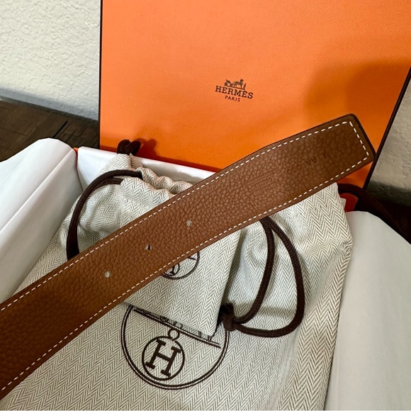 Hermes H Belt 32 mm Black  & Gold Leather, Rose Gold Hardware, 80 cm, Giftable - Picture 4 of 5